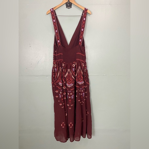 Anthropologie V Neck Deco Midi Dress‎ Embroidered Floral Wine Red Large - Picture 7 of 11
